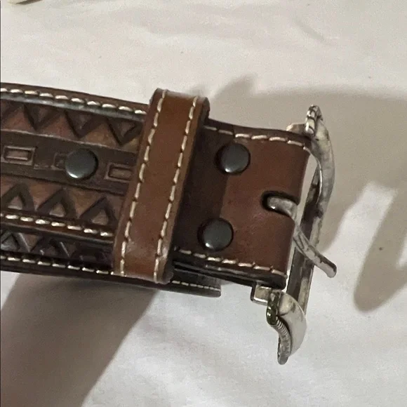 Ariat Brown Leather Belt with Silver Accents - Picture 4 of 4